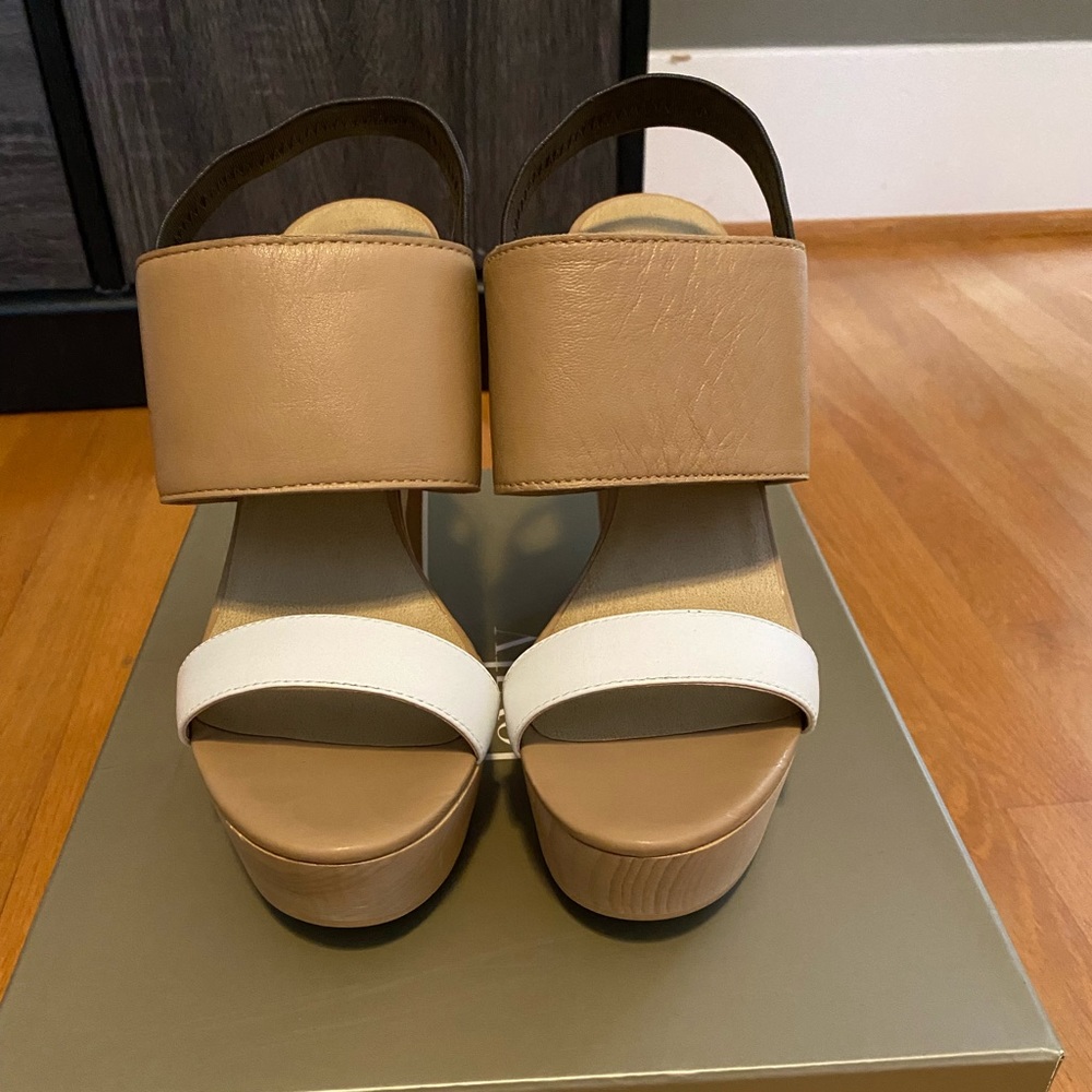 Levity heels - Picture 2 of 4
